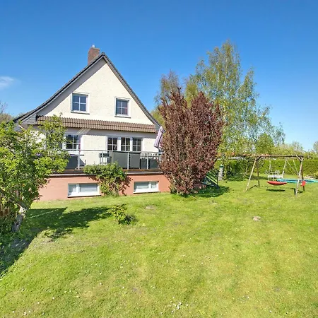 Ruegenferienhaus Eg Und Og * Schaprode